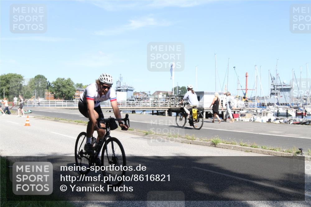 17.08.2025 - KN Förde Triathlon 2025 Yannick Fuchs http://msf.ph/oto/8616821 17.08.2025 11:41:18 Radfahren 279, 387, 628 meine-sportfotos.de