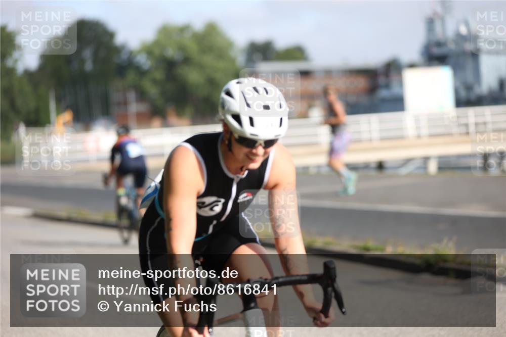 17.08.2025 - KN Förde Triathlon 2025 Yannick Fuchs http://msf.ph/oto/8616841 17.08.2025 09:37:51 Radfahren 109, 113, 121, 149, 159, 220, 228, 140, 161, 181 meine-sportfotos.de