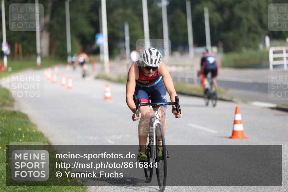 17.08.2025 - KN Förde Triathlon 2025 Yannick Fuchs http://msf.ph/oto/8616844 17.08.2025 09:37:53 Radfahren 109, 113, 121, 149, 153, 159, 220, 228, 159, 161, 181 meine-sportfotos.de