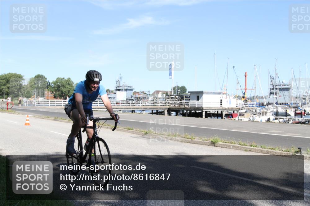 17.08.2025 - KN Förde Triathlon 2025 Yannick Fuchs http://msf.ph/oto/8616847 17.08.2025 11:41:55 Radfahren 334, 376, 631 meine-sportfotos.de