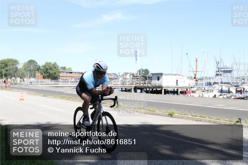 17.08.2025 - KN Förde Triathlon 2025 Yannick Fuchs http://msf.ph/oto/8616851 17.08.2025 11:42:02 Radfahren 312, 331, 338, 339, 607, 631 meine-sportfotos.de