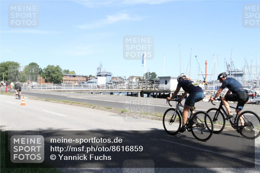 17.08.2025 - KN Förde Triathlon 2025 Yannick Fuchs http://msf.ph/oto/8616859 17.08.2025 11:42:06 Radfahren 312, 331, 338, 339, 341, 355, 607 meine-sportfotos.de