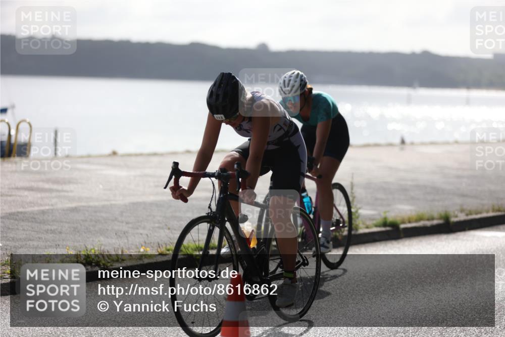17.08.2025 - KN Förde Triathlon 2025 Yannick Fuchs http://msf.ph/oto/8616862 17.08.2025 09:37:58 Radfahren 109, 113, 153, 160, 220, 228, 250, 121, 149, 159, 228 meine-sportfotos.de