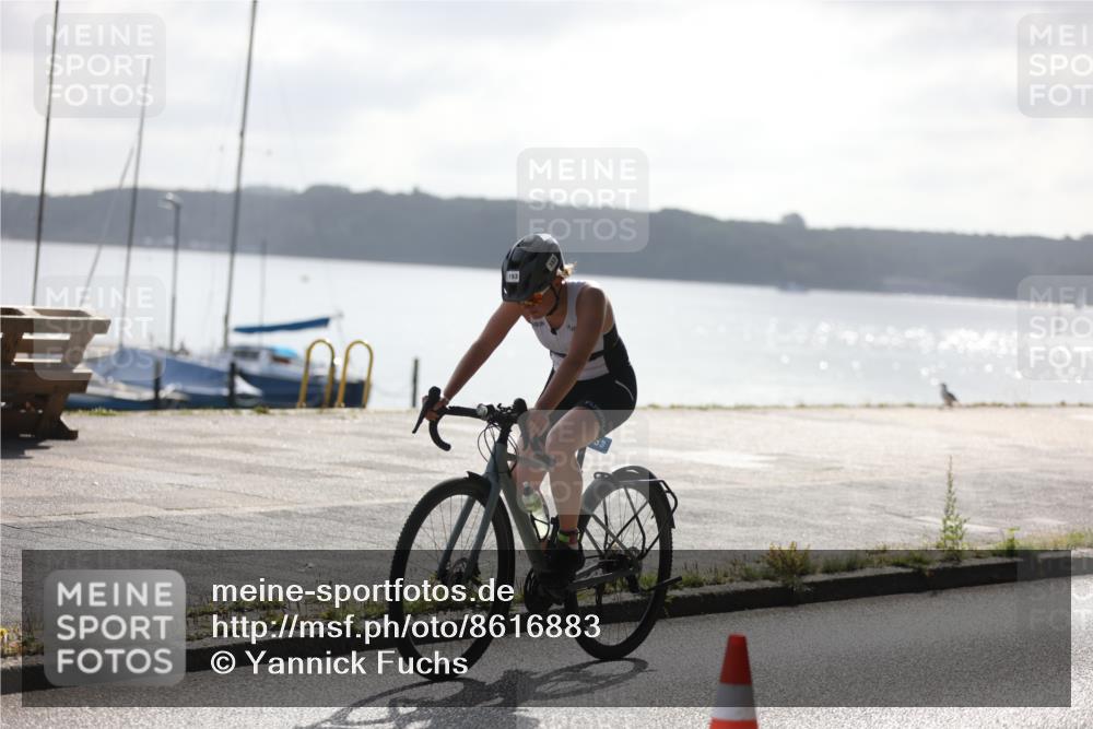 17.08.2025 - KN Förde Triathlon 2025 Yannick Fuchs http://msf.ph/oto/8616883 17.08.2025 09:38:02 Radfahren 103, 153, 160, 192, 250, 109, 113, 220, 228 meine-sportfotos.de