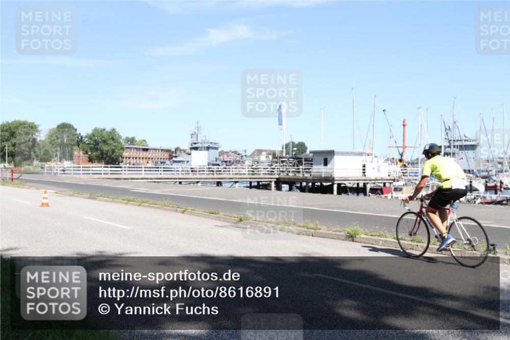 17.08.2025 - KN Förde Triathlon 2025 Yannick Fuchs http://msf.ph/oto/8616891 17.08.2025 11:42:30 Radfahren 316, 343, 385 meine-sportfotos.de