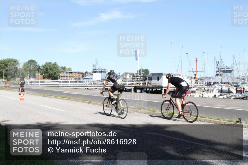17.08.2025 - KN Förde Triathlon 2025 Yannick Fuchs http://msf.ph/oto/8616928 17.08.2025 11:42:59 Radfahren 291, 379, 616 meine-sportfotos.de