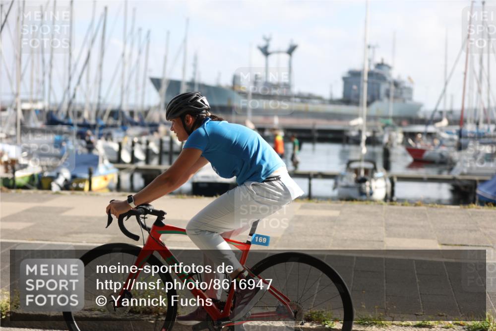 17.08.2025 - KN Förde Triathlon 2025 Yannick Fuchs http://msf.ph/oto/8616947 17.08.2025 09:38:21 Radfahren 169, 254, 177, 254 meine-sportfotos.de