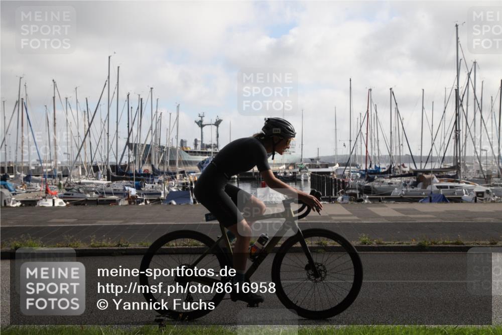 17.08.2025 - KN Förde Triathlon 2025 Yannick Fuchs http://msf.ph/oto/8616958 17.08.2025 09:40:11 Radfahren 160, 174, 186, 202, 254 meine-sportfotos.de
