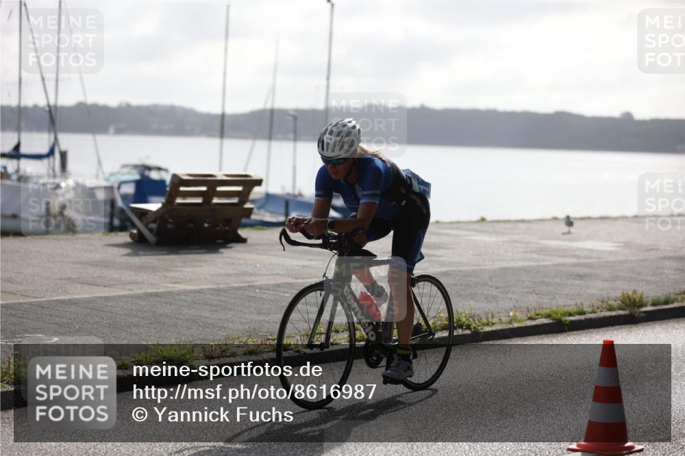 17.08.2025 - KN Förde Triathlon 2025 Yannick Fuchs http://msf.ph/oto/8616987 17.08.2025 09:38:36 Radfahren 110, 114, 141, 179, 108, 131, 199 meine-sportfotos.de