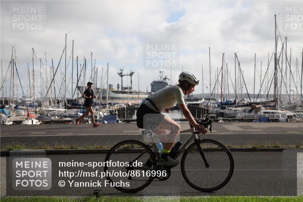 17.08.2025 - KN Förde Triathlon 2025 Yannick Fuchs http://msf.ph/oto/8616996 17.08.2025 09:40:29 Radfahren 104, 107, 110, 114, 125, 163, 179 meine-sportfotos.de