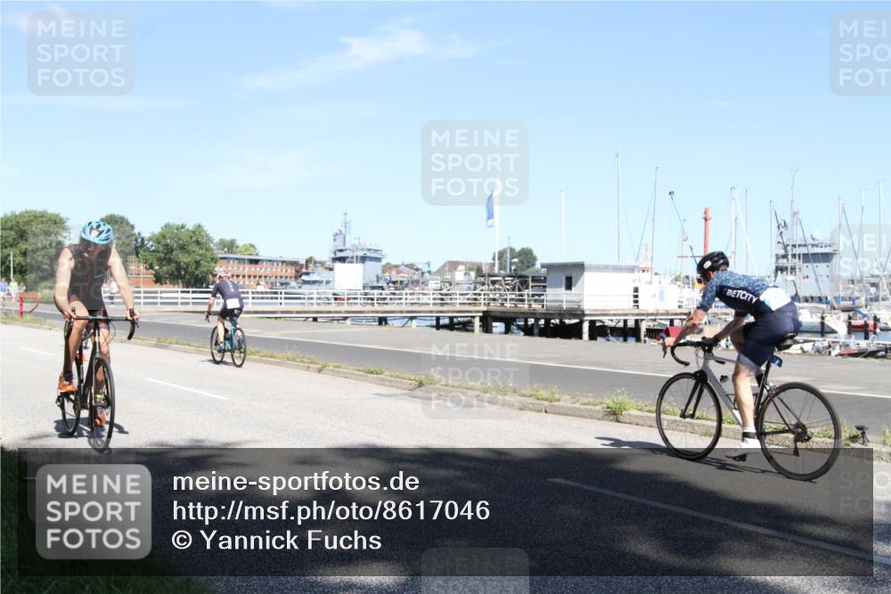 17.08.2025 - KN Förde Triathlon 2025 Yannick Fuchs http://msf.ph/oto/8617046 17.08.2025 11:44:37 Radfahren 291, 328, 330, 356, 370, 379, 385, 616 meine-sportfotos.de