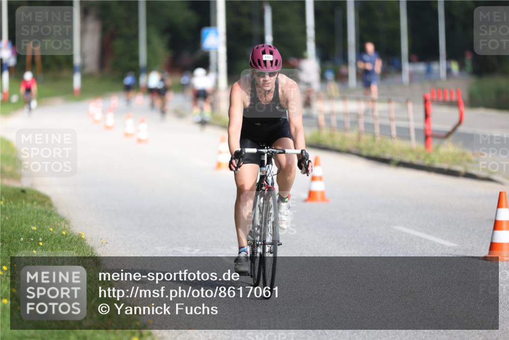 17.08.2025 - KN Förde Triathlon 2025 Yannick Fuchs http://msf.ph/oto/8617061 17.08.2025 09:38:51 Radfahren 172, 185, 204, 240, 241, 173, 187, 204, 207 meine-sportfotos.de
