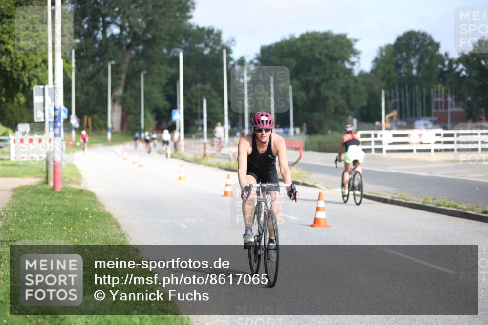 17.08.2025 - KN Förde Triathlon 2025 Yannick Fuchs http://msf.ph/oto/8617065 17.08.2025 09:38:52 Radfahren 137, 172, 185, 240, 241, 173, 187, 204, 207 meine-sportfotos.de