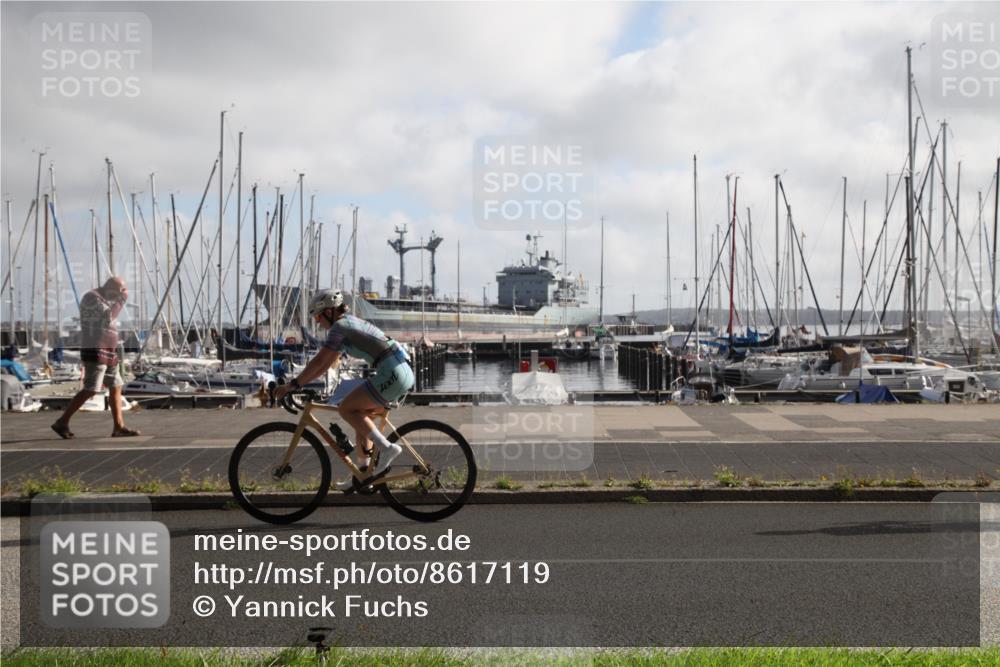 17.08.2025 - KN Förde Triathlon 2025 Yannick Fuchs http://msf.ph/oto/8617119 17.08.2025 09:41:31 Radfahren 175, 198, 216 meine-sportfotos.de
