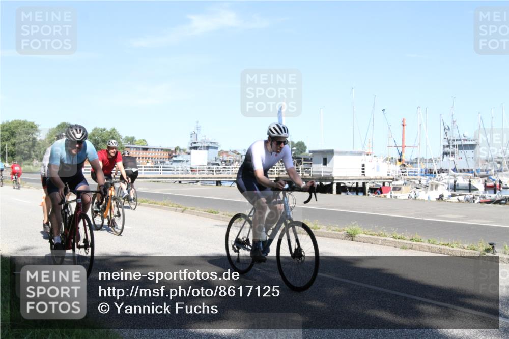 17.08.2025 - KN Förde Triathlon 2025 Yannick Fuchs http://msf.ph/oto/8617125 17.08.2025 11:46:08 Radfahren 326, 328, 329, 350, 363, 371, 372, 609, 619 meine-sportfotos.de