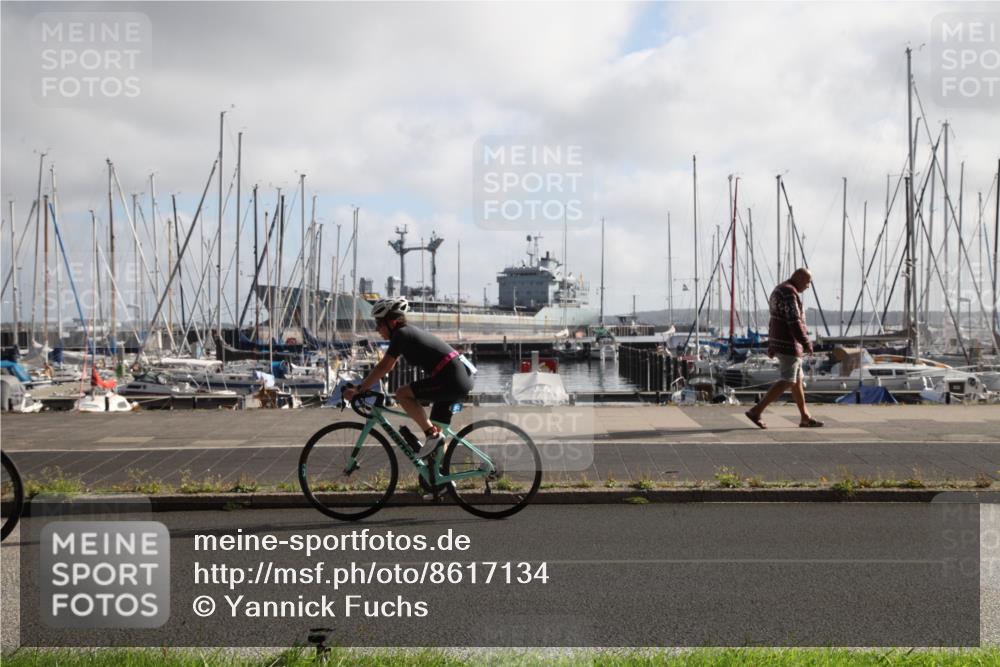 17.08.2025 - KN Förde Triathlon 2025 Yannick Fuchs http://msf.ph/oto/8617134 17.08.2025 09:41:38 Radfahren 126, 136, 198, 210, 216 meine-sportfotos.de