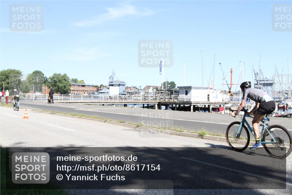 17.08.2025 - KN Förde Triathlon 2025 Yannick Fuchs http://msf.ph/oto/8617154 17.08.2025 11:46:30 Radfahren 345, 349, 356, 370, 373, 617 meine-sportfotos.de
