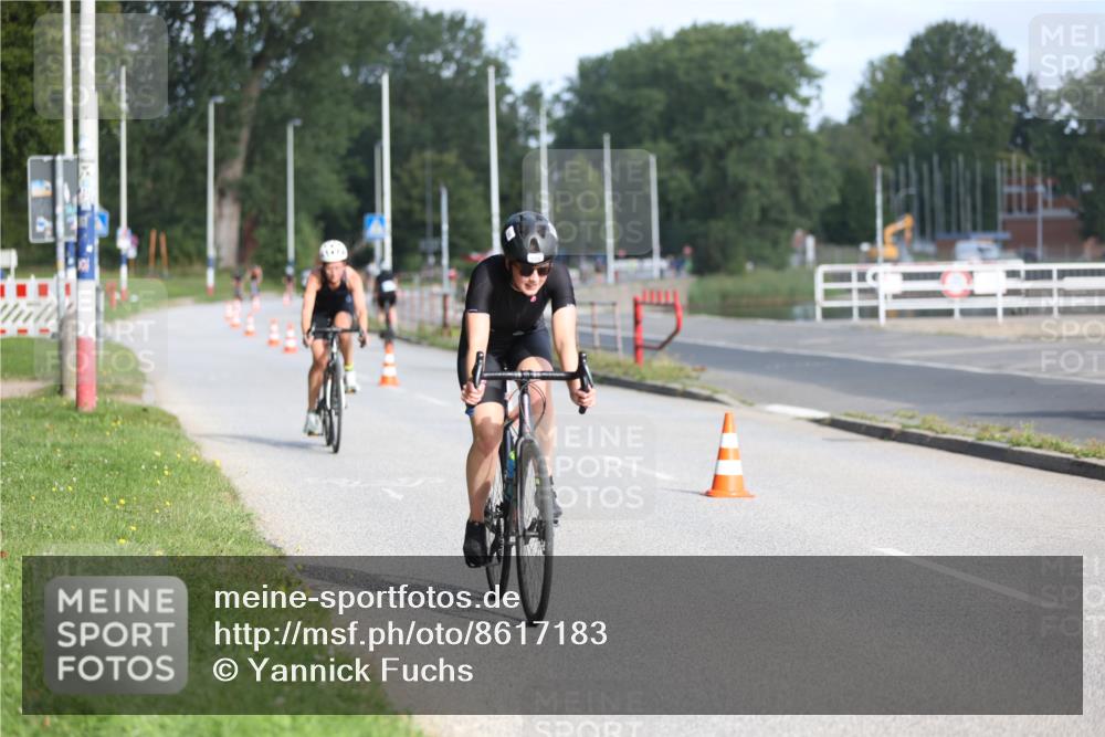 17.08.2025 - KN Förde Triathlon 2025 Yannick Fuchs http://msf.ph/oto/8617183 17.08.2025 09:39:22 Radfahren 106, 157, 189, 175 meine-sportfotos.de