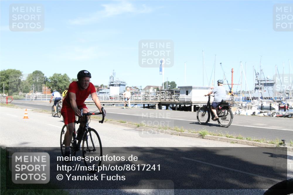 17.08.2025 - KN Förde Triathlon 2025 Yannick Fuchs http://msf.ph/oto/8617241 17.08.2025 11:47:51 Radfahren 352, 361, 372, 601, 609, 619, 626, 636 meine-sportfotos.de