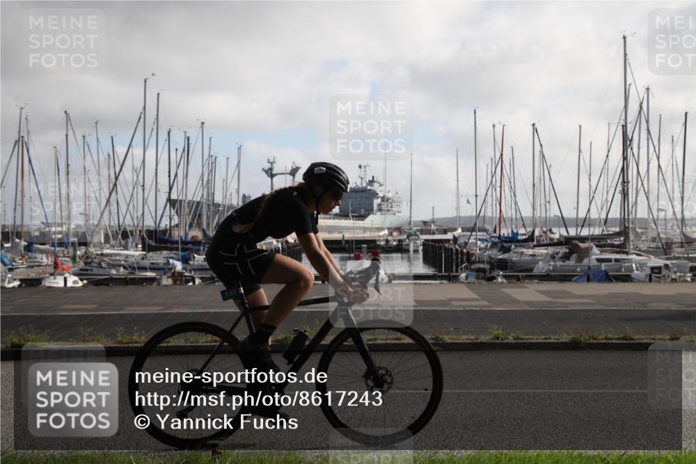 17.08.2025 - KN Förde Triathlon 2025 Yannick Fuchs http://msf.ph/oto/8617243 17.08.2025 09:42:44 Radfahren 133, 184, 195, 201, 221, 234 meine-sportfotos.de