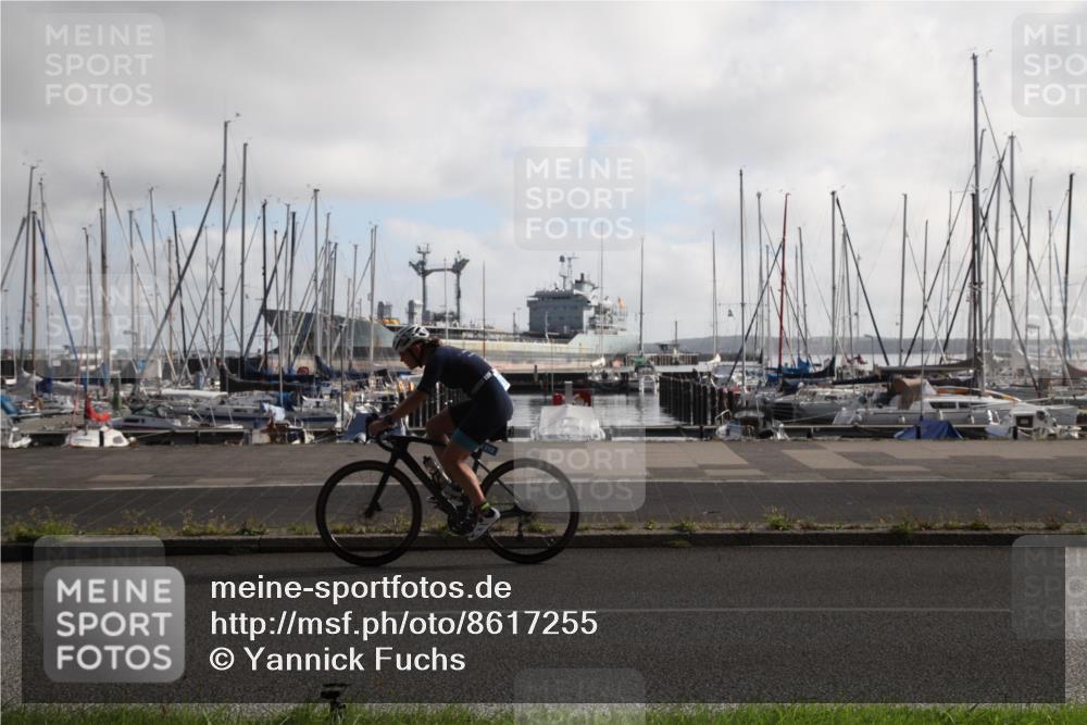 17.08.2025 - KN Förde Triathlon 2025 Yannick Fuchs http://msf.ph/oto/8617255 17.08.2025 09:42:53 Radfahren 133, 195, 211, 212, 221, 230 meine-sportfotos.de