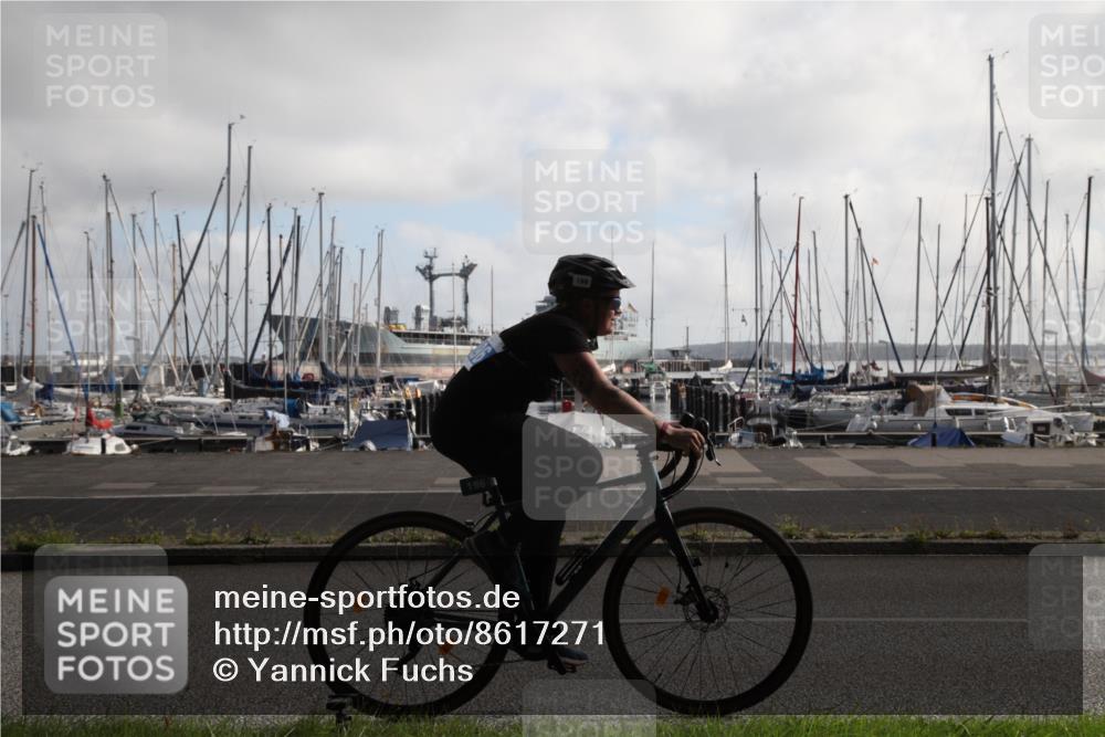 17.08.2025 - KN Förde Triathlon 2025 Yannick Fuchs http://msf.ph/oto/8617271 17.08.2025 09:43:04 Radfahren 167, 196, 211, 224 meine-sportfotos.de