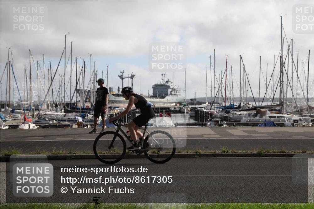 17.08.2025 - KN Förde Triathlon 2025 Yannick Fuchs http://msf.ph/oto/8617305 17.08.2025 09:43:24 Radfahren 105, 126, 170, 197, 210, 216 meine-sportfotos.de