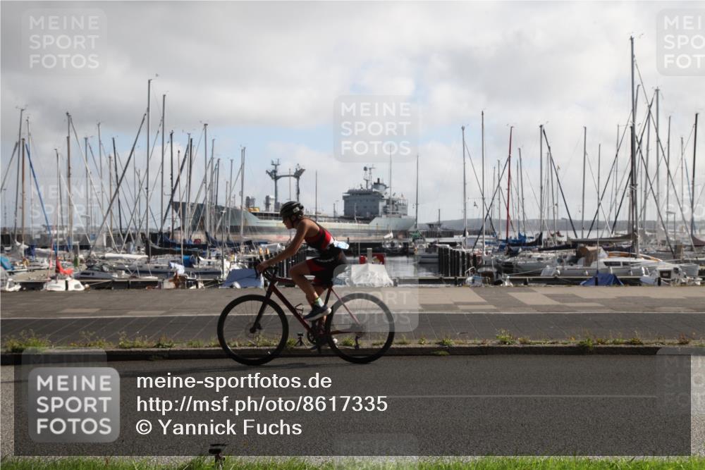 17.08.2025 - KN Förde Triathlon 2025 Yannick Fuchs http://msf.ph/oto/8617335 17.08.2025 09:43:37 Radfahren 130, 152, 190, 235, 237, 253 meine-sportfotos.de