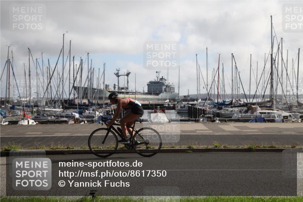 17.08.2025 - KN Förde Triathlon 2025 Yannick Fuchs http://msf.ph/oto/8617350 17.08.2025 09:43:46 Radfahren 128, 130, 138 meine-sportfotos.de