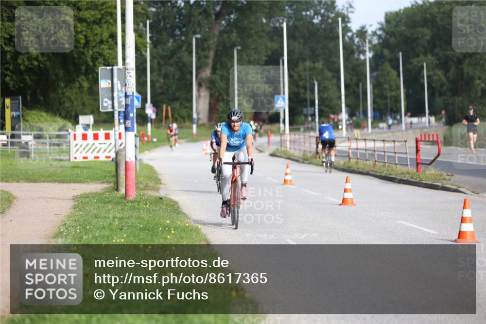 17.08.2025 - KN Förde Triathlon 2025 Yannick Fuchs http://msf.ph/oto/8617365 17.08.2025 09:40:13 Radfahren 108, 114, 125, 169, 174, 202, 254, 174, 186 meine-sportfotos.de
