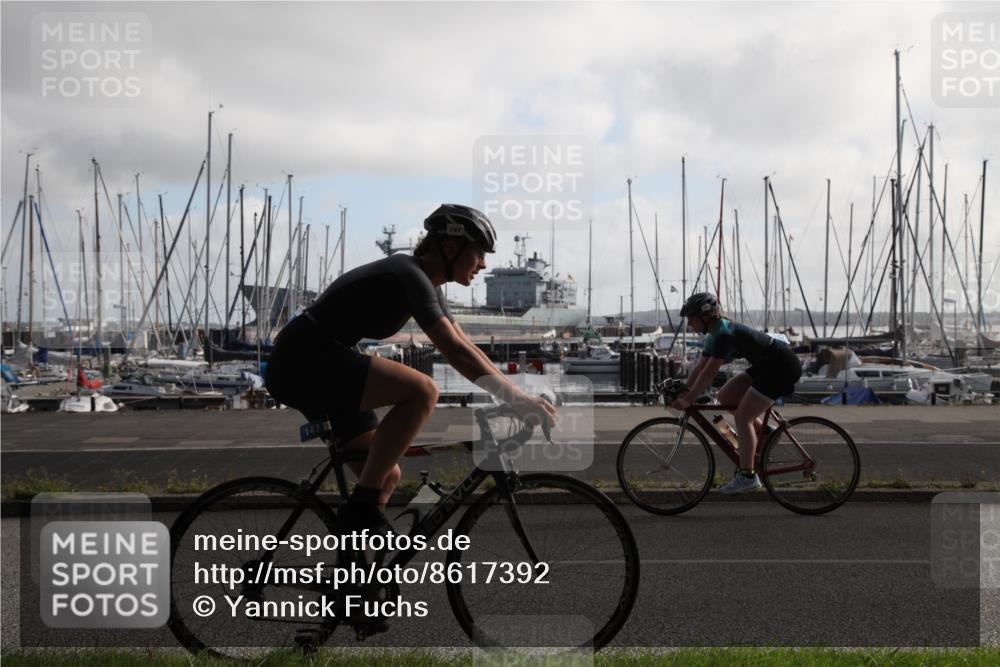 17.08.2025 - KN Förde Triathlon 2025 Yannick Fuchs http://msf.ph/oto/8617392 17.08.2025 09:44:02 Radfahren 111, 122, 127, 145, 146, 147, 148, 151, 162, 208, 215, 218, 242 meine-sportfotos.de