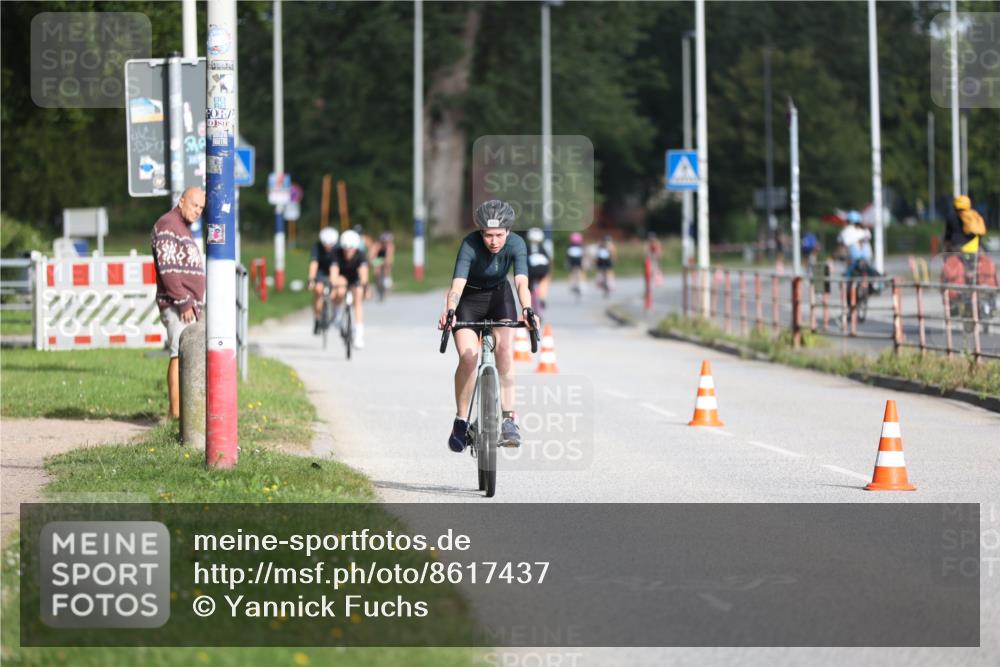 17.08.2025 - KN Förde Triathlon 2025 Yannick Fuchs http://msf.ph/oto/8617437 17.08.2025 09:40:33 Radfahren 107, 131, 163, 184, 240, 241, 104, 107, 179 meine-sportfotos.de