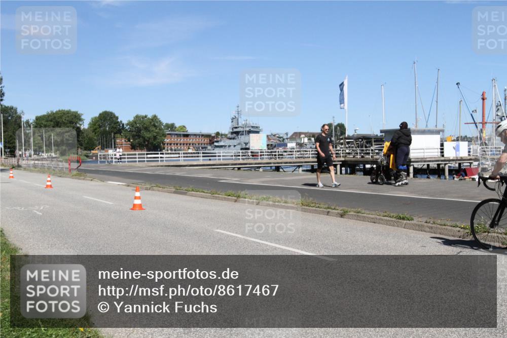 17.08.2025 - KN Förde Triathlon 2025 Yannick Fuchs http://msf.ph/oto/8617467 17.08.2025 11:56:02 Radfahren 344, 355 meine-sportfotos.de