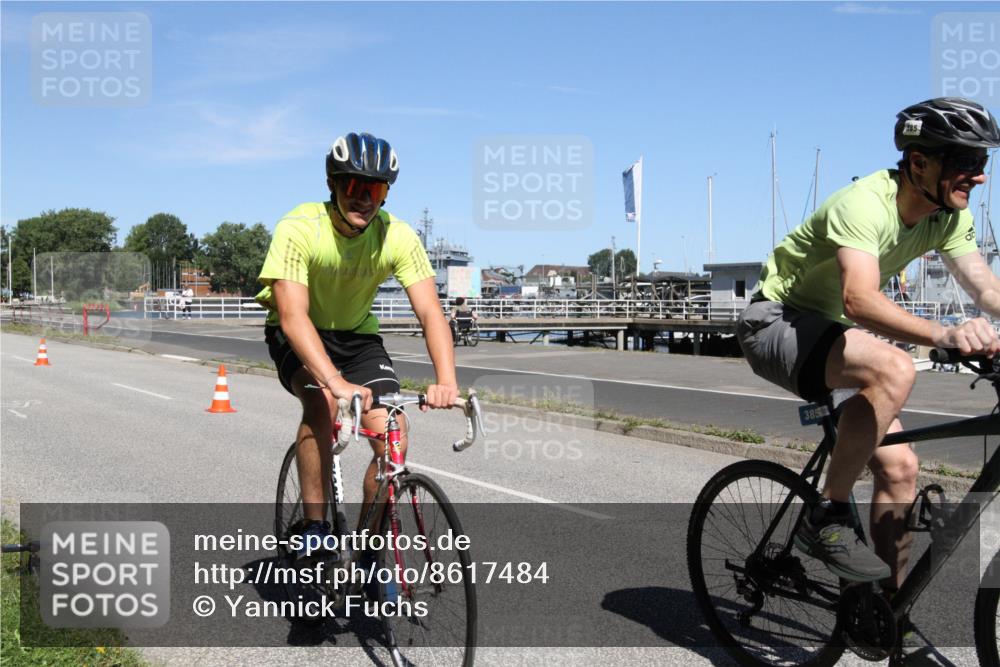 17.08.2025 - KN Förde Triathlon 2025 Yannick Fuchs http://msf.ph/oto/8617484 17.08.2025 11:57:23 Radfahren 375, 385 meine-sportfotos.de