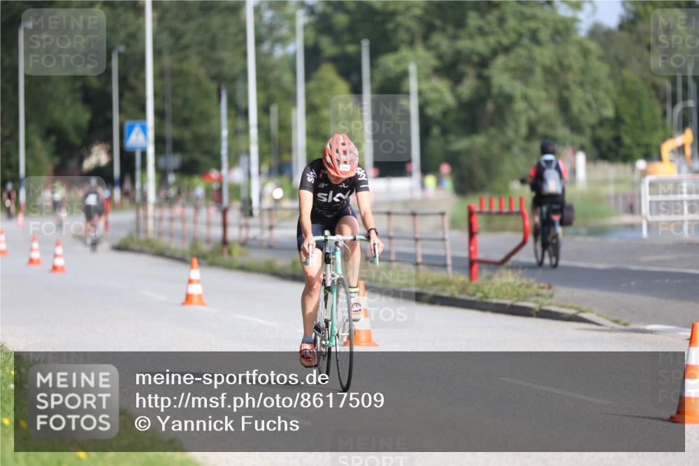 17.08.2025 - KN Förde Triathlon 2025 Yannick Fuchs http://msf.ph/oto/8617509 17.08.2025 09:40:56 Radfahren 119, 172, 211, 199 meine-sportfotos.de