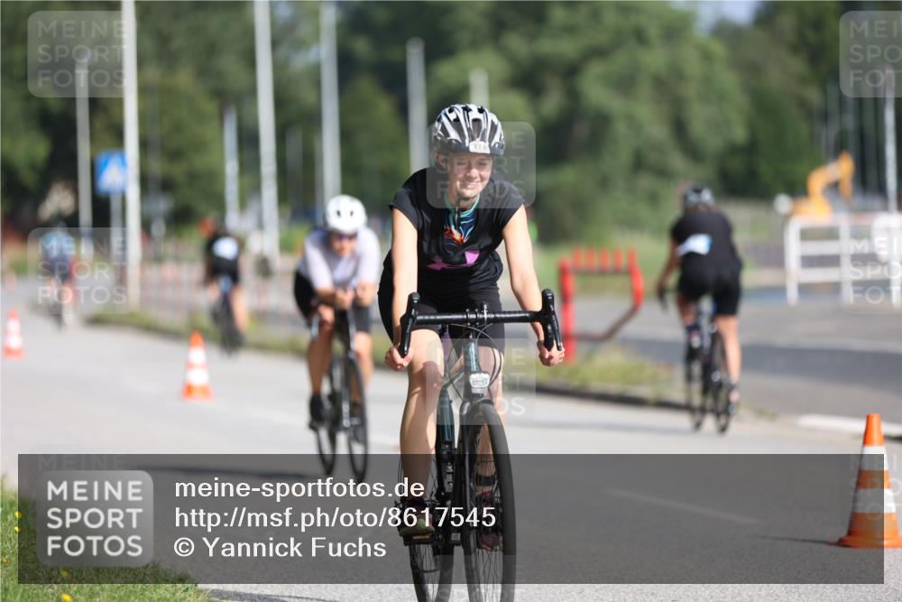 17.08.2025 - KN Förde Triathlon 2025 Yannick Fuchs http://msf.ph/oto/8617545 17.08.2025 09:41:15 Radfahren 117, 155, 157, 170, 175, 176, 182, 188, 196, 224, 133, 156, 167, 196, 221 meine-sportfotos.de