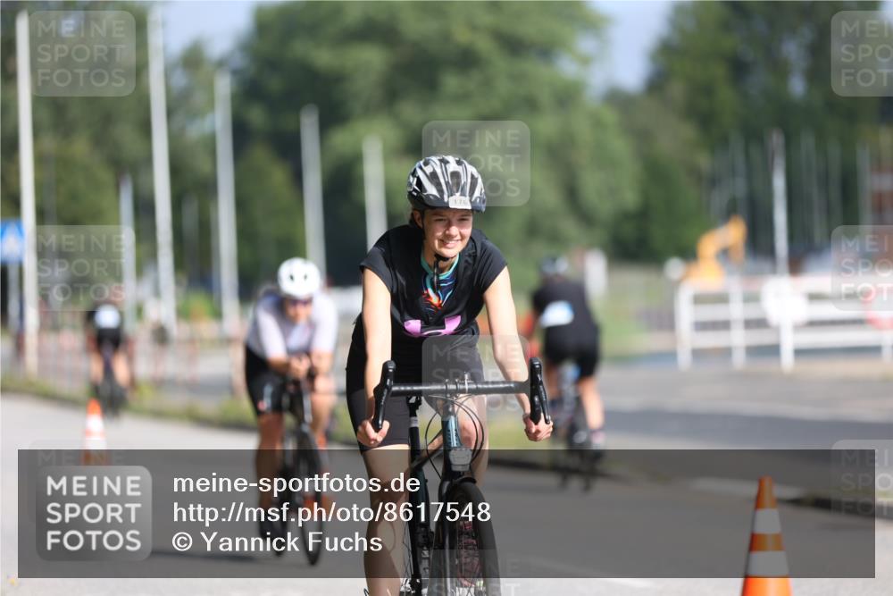 17.08.2025 - KN Förde Triathlon 2025 Yannick Fuchs http://msf.ph/oto/8617548 17.08.2025 09:41:15 Radfahren 117, 155, 157, 170, 175, 176, 182, 188, 196, 224, 133, 156, 167, 196, 221 meine-sportfotos.de