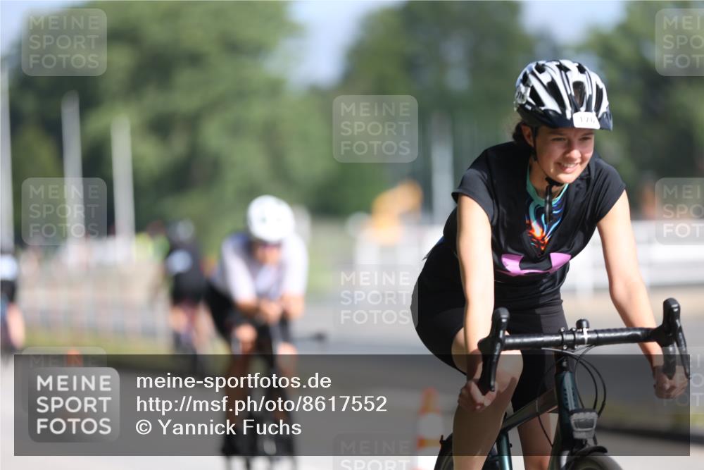 17.08.2025 - KN Förde Triathlon 2025 Yannick Fuchs http://msf.ph/oto/8617552 17.08.2025 09:41:15 Radfahren 117, 155, 157, 170, 175, 176, 182, 188, 196, 224, 133, 156, 167, 196, 221 meine-sportfotos.de