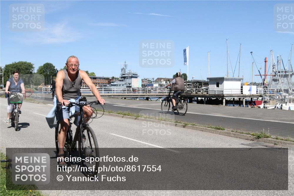 17.08.2025 - KN Förde Triathlon 2025 Yannick Fuchs http://msf.ph/oto/8617554 17.08.2025 12:05:10 Radfahren  meine-sportfotos.de