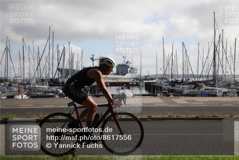 17.08.2025 - KN Förde Triathlon 2025 Yannick Fuchs http://msf.ph/oto/8617556 17.08.2025 09:45:45 Radfahren 145, 146, 151 meine-sportfotos.de