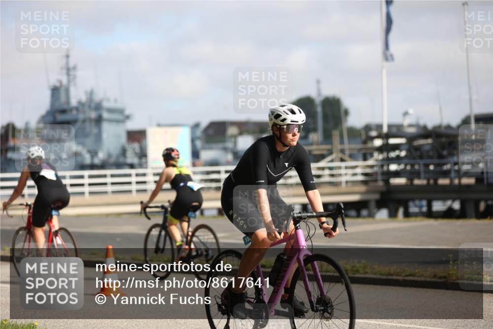 17.08.2025 - KN Förde Triathlon 2025 Yannick Fuchs http://msf.ph/oto/8617641 17.08.2025 09:42:11 Radfahren 111, 125, 127, 148, 174, 202, 215, 219, 242, 245, 111, 148, 186, 205, 208, 215, 218 meine-sportfotos.de