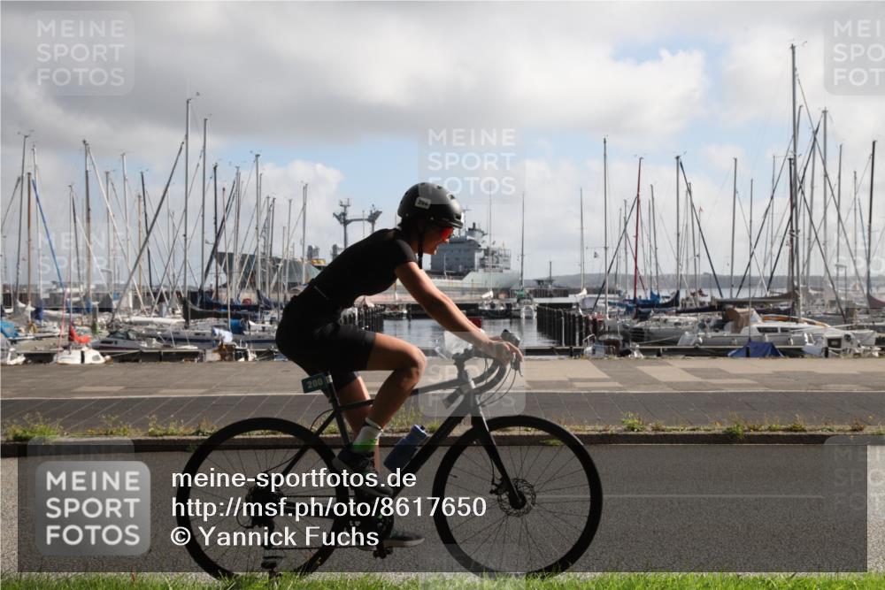 17.08.2025 - KN Förde Triathlon 2025 Yannick Fuchs http://msf.ph/oto/8617650 17.08.2025 09:47:07 Radfahren 143, 200 meine-sportfotos.de