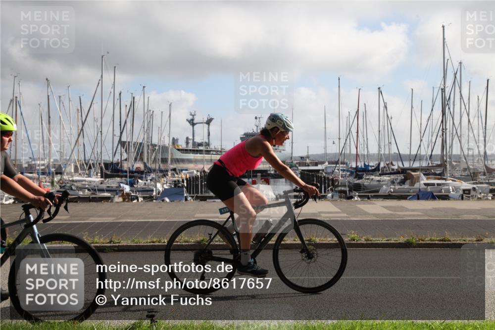 17.08.2025 - KN Förde Triathlon 2025 Yannick Fuchs http://msf.ph/oto/8617657 17.08.2025 09:47:26 Radfahren 135, 187, 238 meine-sportfotos.de