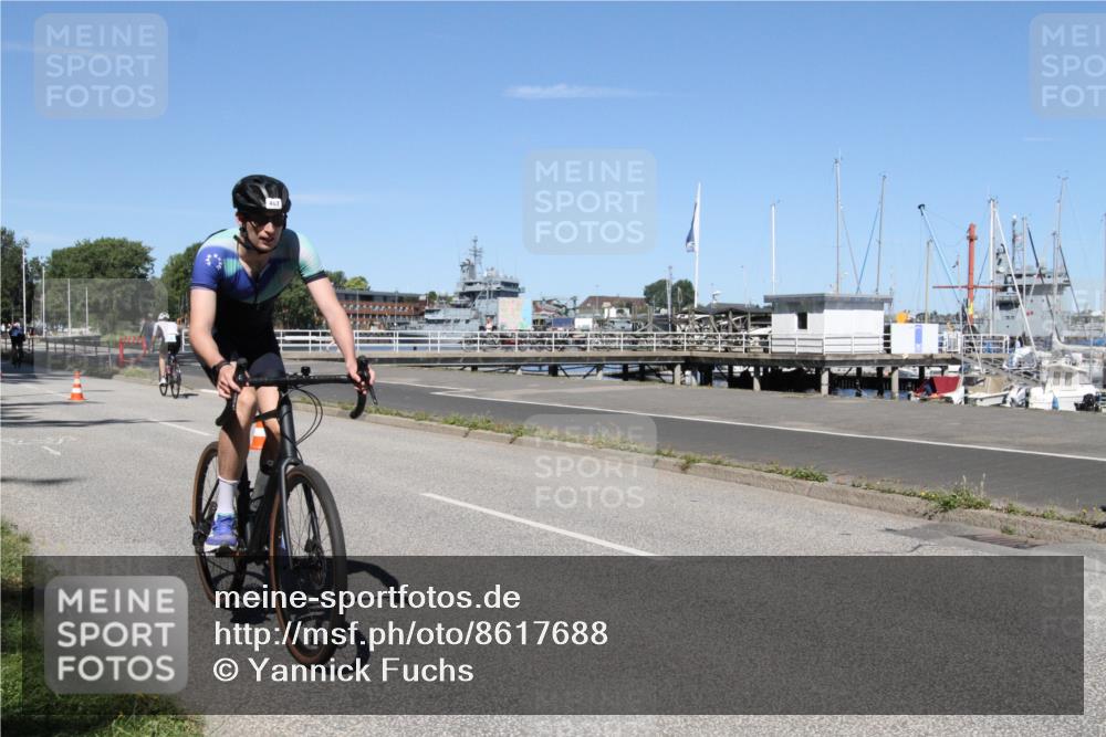 17.08.2025 - KN Förde Triathlon 2025 Yannick Fuchs http://msf.ph/oto/8617688 17.08.2025 12:47:52 Radfahren 407, 419, 422, 423 meine-sportfotos.de