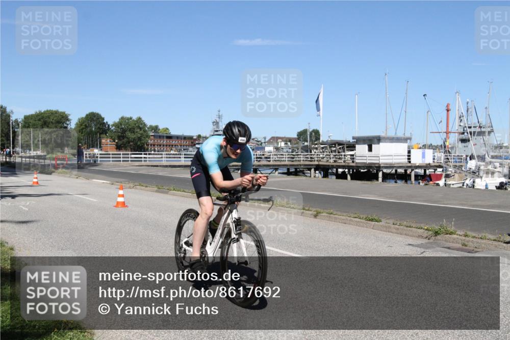 17.08.2025 - KN Förde Triathlon 2025 Yannick Fuchs http://msf.ph/oto/8617692 17.08.2025 12:47:56 Radfahren 406, 407, 417, 419, 548 meine-sportfotos.de