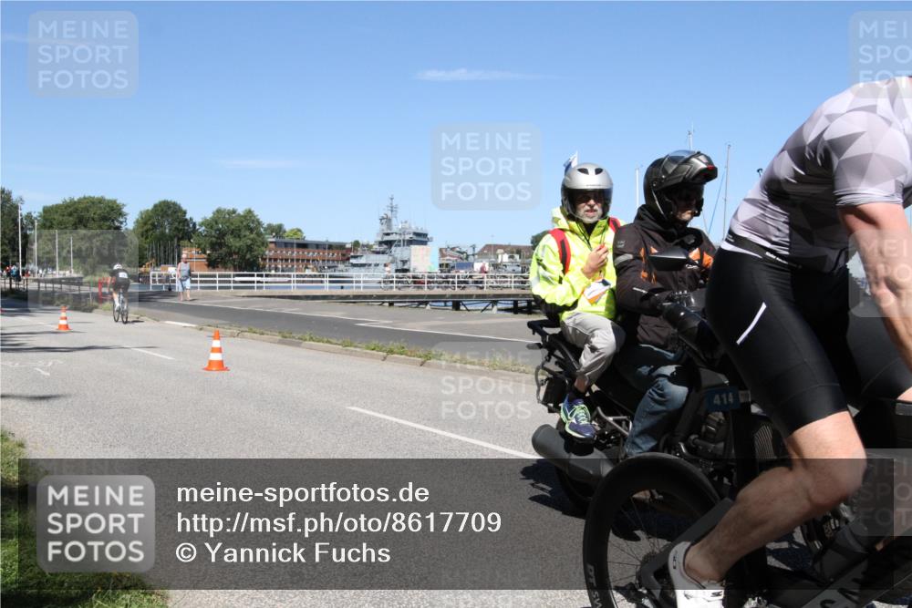 17.08.2025 - KN Förde Triathlon 2025 Yannick Fuchs http://msf.ph/oto/8617709 17.08.2025 12:48:03 Radfahren 406, 413, 414, 417, 548 meine-sportfotos.de