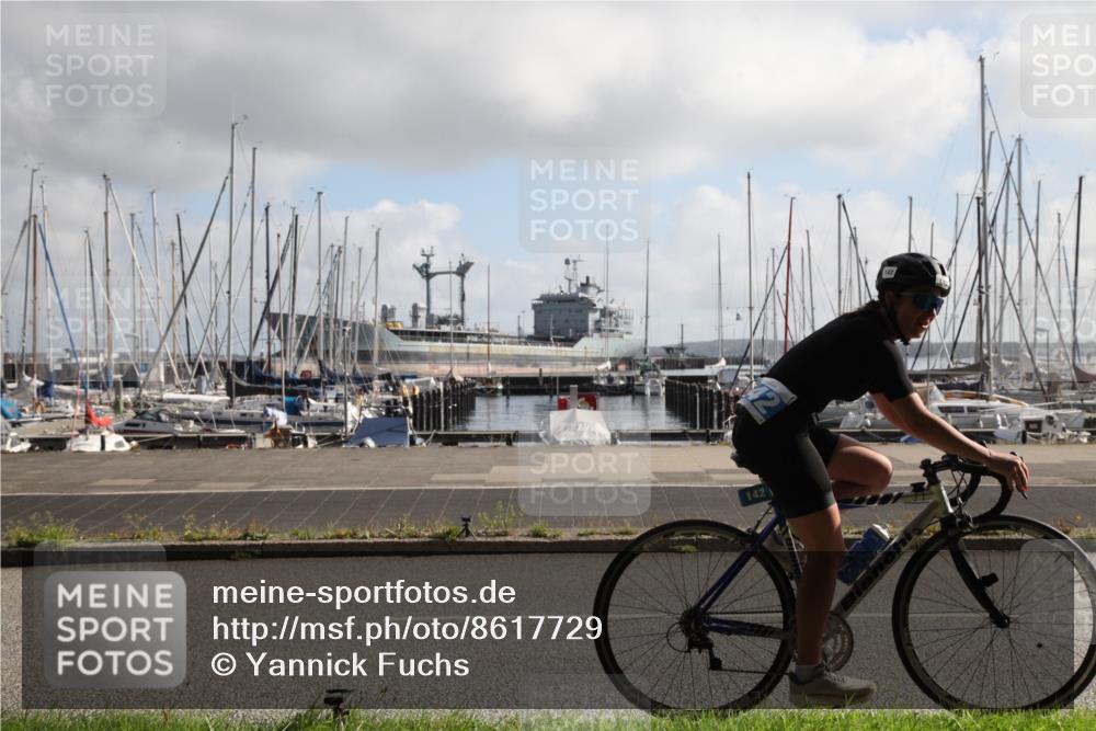 17.08.2025 - KN Förde Triathlon 2025 Yannick Fuchs http://msf.ph/oto/8617729 17.08.2025 09:48:09 Radfahren 142, 144, 180, 249, 251 meine-sportfotos.de