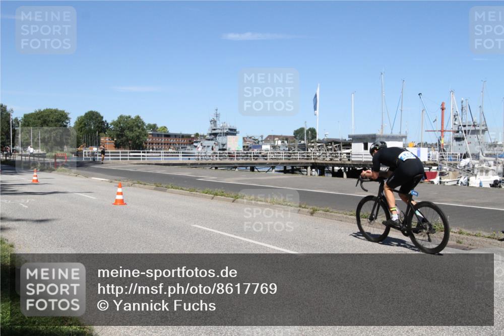 17.08.2025 - KN Förde Triathlon 2025 Yannick Fuchs http://msf.ph/oto/8617769 17.08.2025 12:50:22 Radfahren 416, 440 meine-sportfotos.de