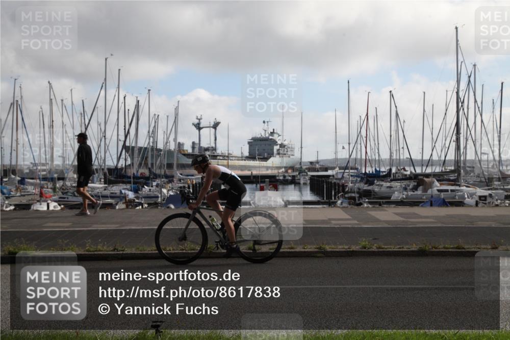 17.08.2025 - KN Förde Triathlon 2025 Yannick Fuchs http://msf.ph/oto/8617838 17.08.2025 09:49:34 Radfahren 110, 153, 158, 173, 179, 181, 185, 240, 241 meine-sportfotos.de