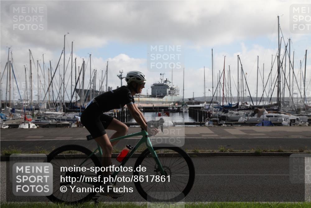 17.08.2025 - KN Förde Triathlon 2025 Yannick Fuchs http://msf.ph/oto/8617861 17.08.2025 09:49:40 Radfahren 110, 140, 153, 158, 179, 185, 240, 241 meine-sportfotos.de